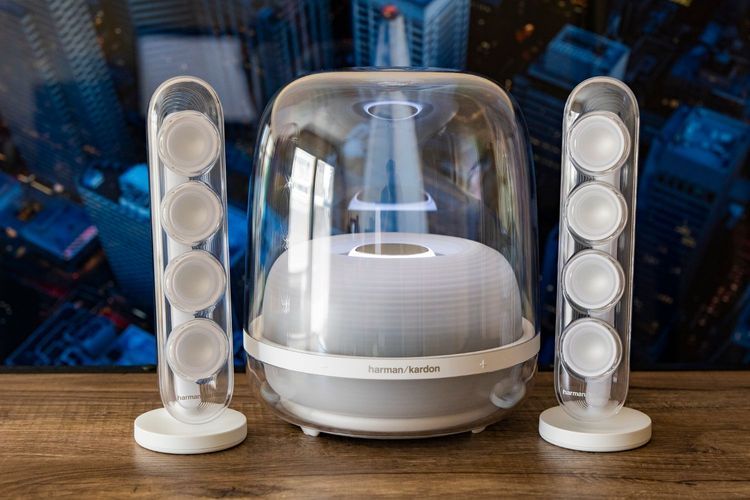 No. 1 - SoundSticks 4 Wireless - 2